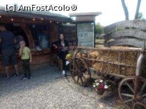 [P06] DECOR RUSTIC SI MUZICA FOLK » foto by ile57b
 - 
<span class="allrVoted glyphicon glyphicon-heart hidden" id="av1358345"></span>
<a class="m-l-10 hidden" id="sv1358345" onclick="voting_Foto_DelVot(,1358345,27976)" role="button">șterge vot <span class="glyphicon glyphicon-remove"></span></a>
<a id="v91358345" class=" c-red"  onclick="voting_Foto_SetVot(1358345)" role="button"><span class="glyphicon glyphicon-heart-empty"></span> <b>LIKE</b> = Votează poza</a> <img class="hidden"  id="f1358345W9" src="/imagini/loader.gif" border="0" /><span class="AjErrMes hidden" id="e1358345ErM"></span>