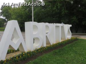 [P01] În spatele inscripției se află parcarea.  » foto by tata123 🔱
 - 
<span class="allrVoted glyphicon glyphicon-heart hidden" id="av868681"></span>
<a class="m-l-10 hidden" id="sv868681" onclick="voting_Foto_DelVot(,868681,27982)" role="button">șterge vot <span class="glyphicon glyphicon-remove"></span></a>
<a id="v9868681" class=" c-red"  onclick="voting_Foto_SetVot(868681)" role="button"><span class="glyphicon glyphicon-heart-empty"></span> <b>LIKE</b> = Votează poza</a> <img class="hidden"  id="f868681W9" src="/imagini/loader.gif" border="0" /><span class="AjErrMes hidden" id="e868681ErM"></span>