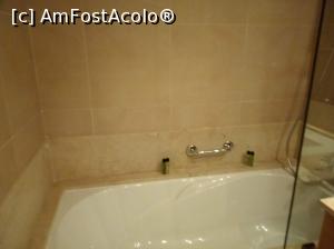 [P18] Hotel Odyssee-camera dubla twin-cada baie » foto by ile57b
 - 
<span class="allrVoted glyphicon glyphicon-heart hidden" id="av1359909"></span>
<a class="m-l-10 hidden" id="sv1359909" onclick="voting_Foto_DelVot(,1359909,27986)" role="button">șterge vot <span class="glyphicon glyphicon-remove"></span></a>
<a id="v91359909" class=" c-red"  onclick="voting_Foto_SetVot(1359909)" role="button"><span class="glyphicon glyphicon-heart-empty"></span> <b>LIKE</b> = Votează poza</a> <img class="hidden"  id="f1359909W9" src="/imagini/loader.gif" border="0" /><span class="AjErrMes hidden" id="e1359909ErM"></span>