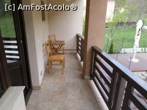 [P11] Balconul camerei noastre. » foto by Safta Radu
 - 
<span class="allrVoted glyphicon glyphicon-heart hidden" id="av1362123"></span>
<a class="m-l-10 hidden" id="sv1362123" onclick="voting_Foto_DelVot(,1362123,28008)" role="button">șterge vot <span class="glyphicon glyphicon-remove"></span></a>
<a id="v91362123" class=" c-red"  onclick="voting_Foto_SetVot(1362123)" role="button"><span class="glyphicon glyphicon-heart-empty"></span> <b>LIKE</b> = Votează poza</a> <img class="hidden"  id="f1362123W9" src="/imagini/loader.gif" border="0" /><span class="AjErrMes hidden" id="e1362123ErM"></span>