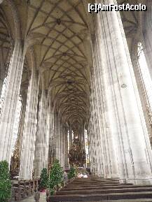 [P24] Dinkelsbuhl - biserica Sf. George » foto by cryss27
 - 
<span class="allrVoted glyphicon glyphicon-heart hidden" id="av267613"></span>
<a class="m-l-10 hidden" id="sv267613" onclick="voting_Foto_DelVot(,267613,28015)" role="button">șterge vot <span class="glyphicon glyphicon-remove"></span></a>
<a id="v9267613" class=" c-red"  onclick="voting_Foto_SetVot(267613)" role="button"><span class="glyphicon glyphicon-heart-empty"></span> <b>LIKE</b> = Votează poza</a> <img class="hidden"  id="f267613W9" src="/imagini/loader.gif" border="0" /><span class="AjErrMes hidden" id="e267613ErM"></span>