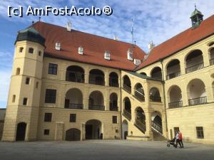[P08] Castelul Trausnitz - cam acesta este castelul ridicat in urma cu sute de ani » foto by mishu
 - 
<span class="allrVoted glyphicon glyphicon-heart hidden" id="av1364578"></span>
<a class="m-l-10 hidden" id="sv1364578" onclick="voting_Foto_DelVot(,1364578,28035)" role="button">șterge vot <span class="glyphicon glyphicon-remove"></span></a>
<a id="v91364578" class=" c-red"  onclick="voting_Foto_SetVot(1364578)" role="button"><span class="glyphicon glyphicon-heart-empty"></span> <b>LIKE</b> = Votează poza</a> <img class="hidden"  id="f1364578W9" src="/imagini/loader.gif" border="0" /><span class="AjErrMes hidden" id="e1364578ErM"></span>