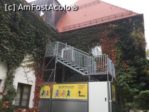 [P40] Landshut - Aici se urca la un muzeu al copiilor » foto by mishu
 - 
<span class="allrVoted glyphicon glyphicon-heart hidden" id="av1365233"></span>
<a class="m-l-10 hidden" id="sv1365233" onclick="voting_Foto_DelVot(,1365233,28035)" role="button">șterge vot <span class="glyphicon glyphicon-remove"></span></a>
<a id="v91365233" class=" c-red"  onclick="voting_Foto_SetVot(1365233)" role="button"><span class="glyphicon glyphicon-heart-empty"></span> <b>LIKE</b> = Votează poza</a> <img class="hidden"  id="f1365233W9" src="/imagini/loader.gif" border="0" /><span class="AjErrMes hidden" id="e1365233ErM"></span>