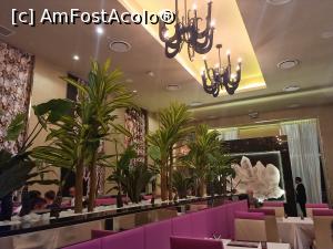 [P27] Krystal restaurant » foto by marian 1973
 - 
<span class="allrVoted glyphicon glyphicon-heart hidden" id="av1366015"></span>
<a class="m-l-10 hidden" id="sv1366015" onclick="voting_Foto_DelVot(,1366015,28043)" role="button">șterge vot <span class="glyphicon glyphicon-remove"></span></a>
<a id="v91366015" class=" c-red"  onclick="voting_Foto_SetVot(1366015)" role="button"><span class="glyphicon glyphicon-heart-empty"></span> <b>LIKE</b> = Votează poza</a> <img class="hidden"  id="f1366015W9" src="/imagini/loader.gif" border="0" /><span class="AjErrMes hidden" id="e1366015ErM"></span>