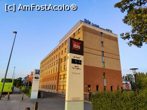 [P01] Hotelul văzut din parcare. Am uitat sa spun că...pare construit pe structura metalica » foto by creivean
 - 
<span class="allrVoted glyphicon glyphicon-heart hidden" id="av1366318"></span>
<a class="m-l-10 hidden" id="sv1366318" onclick="voting_Foto_DelVot(,1366318,28047)" role="button">șterge vot <span class="glyphicon glyphicon-remove"></span></a>
<a id="v91366318" class=" c-red"  onclick="voting_Foto_SetVot(1366318)" role="button"><span class="glyphicon glyphicon-heart-empty"></span> <b>LIKE</b> = Votează poza</a> <img class="hidden"  id="f1366318W9" src="/imagini/loader.gif" border="0" /><span class="AjErrMes hidden" id="e1366318ErM"></span>