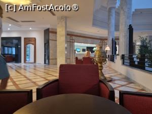 [P33] zona de lobby » foto by robert
 - 
<span class="allrVoted glyphicon glyphicon-heart hidden" id="av1405058"></span>
<a class="m-l-10 hidden" id="sv1405058" onclick="voting_Foto_DelVot(,1405058,28052)" role="button">șterge vot <span class="glyphicon glyphicon-remove"></span></a>
<a id="v91405058" class=" c-red"  onclick="voting_Foto_SetVot(1405058)" role="button"><span class="glyphicon glyphicon-heart-empty"></span> <b>LIKE</b> = Votează poza</a> <img class="hidden"  id="f1405058W9" src="/imagini/loader.gif" border="0" /><span class="AjErrMes hidden" id="e1405058ErM"></span>