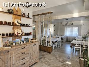 [P06] Vedere spre sala restaurantului » foto by DOINITA
 - 
<span class="allrVoted glyphicon glyphicon-heart hidden" id="av1400058"></span>
<a class="m-l-10 hidden" id="sv1400058" onclick="voting_Foto_DelVot(,1400058,28071)" role="button">șterge vot <span class="glyphicon glyphicon-remove"></span></a>
<a id="v91400058" class=" c-red"  onclick="voting_Foto_SetVot(1400058)" role="button"><span class="glyphicon glyphicon-heart-empty"></span> <b>LIKE</b> = Votează poza</a> <img class="hidden"  id="f1400058W9" src="/imagini/loader.gif" border="0" /><span class="AjErrMes hidden" id="e1400058ErM"></span>