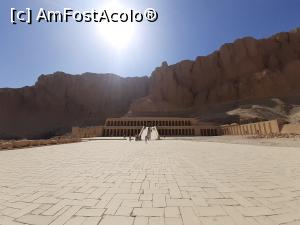 [P08] Templul Hatshepsut - Luxor. » foto by Babiuc
 - 
<span class="allrVoted glyphicon glyphicon-heart hidden" id="av1373365"></span>
<a class="m-l-10 hidden" id="sv1373365" onclick="voting_Foto_DelVot(,1373365,28094)" role="button">șterge vot <span class="glyphicon glyphicon-remove"></span></a>
<a id="v91373365" class=" c-red"  onclick="voting_Foto_SetVot(1373365)" role="button"><span class="glyphicon glyphicon-heart-empty"></span> <b>LIKE</b> = Votează poza</a> <img class="hidden"  id="f1373365W9" src="/imagini/loader.gif" border="0" /><span class="AjErrMes hidden" id="e1373365ErM"></span>