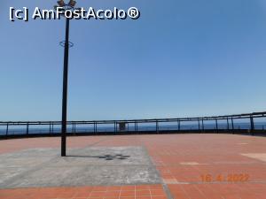 [P45] Terasa imensă din faţa restaurantului Plaza din Puerto de Santiago » foto by irinad
 - 
<span class="allrVoted glyphicon glyphicon-heart hidden" id="av1350038"></span>
<a class="m-l-10 hidden" id="sv1350038" onclick="voting_Foto_DelVot(,1350038,28123)" role="button">șterge vot <span class="glyphicon glyphicon-remove"></span></a>
<a id="v91350038" class=" c-red"  onclick="voting_Foto_SetVot(1350038)" role="button"><span class="glyphicon glyphicon-heart-empty"></span> <b>LIKE</b> = Votează poza</a> <img class="hidden"  id="f1350038W9" src="/imagini/loader.gif" border="0" /><span class="AjErrMes hidden" id="e1350038ErM"></span>