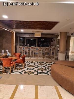 [P26] Lobby-ul cu ghiseul pentru relații cu clienții » foto by tabache
 - 
<span class="allrVoted glyphicon glyphicon-heart hidden" id="av1376154"></span>
<a class="m-l-10 hidden" id="sv1376154" onclick="voting_Foto_DelVot(,1376154,28134)" role="button">șterge vot <span class="glyphicon glyphicon-remove"></span></a>
<a id="v91376154" class=" c-red"  onclick="voting_Foto_SetVot(1376154)" role="button"><span class="glyphicon glyphicon-heart-empty"></span> <b>LIKE</b> = Votează poza</a> <img class="hidden"  id="f1376154W9" src="/imagini/loader.gif" border="0" /><span class="AjErrMes hidden" id="e1376154ErM"></span>