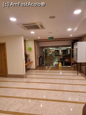 [P28] Holul mic spre lift » foto by tabache
 - 
<span class="allrVoted glyphicon glyphicon-heart hidden" id="av1376156"></span>
<a class="m-l-10 hidden" id="sv1376156" onclick="voting_Foto_DelVot(,1376156,28134)" role="button">șterge vot <span class="glyphicon glyphicon-remove"></span></a>
<a id="v91376156" class=" c-red"  onclick="voting_Foto_SetVot(1376156)" role="button"><span class="glyphicon glyphicon-heart-empty"></span> <b>LIKE</b> = Votează poza</a> <img class="hidden"  id="f1376156W9" src="/imagini/loader.gif" border="0" /><span class="AjErrMes hidden" id="e1376156ErM"></span>