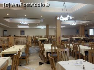 [P38] Restaurant-interior » foto by AZE
 - 
<span class="allrVoted glyphicon glyphicon-heart hidden" id="av1378918"></span>
<a class="m-l-10 hidden" id="sv1378918" onclick="voting_Foto_DelVot(,1378918,28160)" role="button">șterge vot <span class="glyphicon glyphicon-remove"></span></a>
<a id="v91378918" class=" c-red"  onclick="voting_Foto_SetVot(1378918)" role="button"><span class="glyphicon glyphicon-heart-empty"></span> <b>LIKE</b> = Votează poza</a> <img class="hidden"  id="f1378918W9" src="/imagini/loader.gif" border="0" /><span class="AjErrMes hidden" id="e1378918ErM"></span>