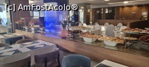 [P13] restaurantul hotelului » foto by robert
 - 
<span class="allrVoted glyphicon glyphicon-heart hidden" id="av1379626"></span>
<a class="m-l-10 hidden" id="sv1379626" onclick="voting_Foto_DelVot(,1379626,28166)" role="button">șterge vot <span class="glyphicon glyphicon-remove"></span></a>
<a id="v91379626" class=" c-red"  onclick="voting_Foto_SetVot(1379626)" role="button"><span class="glyphicon glyphicon-heart-empty"></span> <b>LIKE</b> = Votează poza</a> <img class="hidden"  id="f1379626W9" src="/imagini/loader.gif" border="0" /><span class="AjErrMes hidden" id="e1379626ErM"></span>