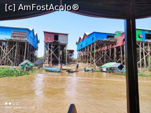 [P22] Case pe malul lacului Tonle Sap. In sezonul ploios , cu toate "picioroangele" pe care sunt construite casele , tot li se inunda modestele case. » foto by Pușcașu Marin
 - 
<span class="allrVoted glyphicon glyphicon-heart hidden" id="av1384077"></span>
<a class="m-l-10 hidden" id="sv1384077" onclick="voting_Foto_DelVot(,1384077,28208)" role="button">șterge vot <span class="glyphicon glyphicon-remove"></span></a>
<a id="v91384077" class=" c-red"  onclick="voting_Foto_SetVot(1384077)" role="button"><span class="glyphicon glyphicon-heart-empty"></span> <b>LIKE</b> = Votează poza</a> <img class="hidden"  id="f1384077W9" src="/imagini/loader.gif" border="0" /><span class="AjErrMes hidden" id="e1384077ErM"></span>