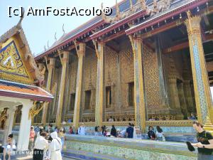 [P24] Bangkok , Marele Palat , Templul lui Buddha de Smarald. » foto by Pușcașu Marin
 - 
<span class="allrVoted glyphicon glyphicon-heart hidden" id="av1384079"></span>
<a class="m-l-10 hidden" id="sv1384079" onclick="voting_Foto_DelVot(,1384079,28208)" role="button">șterge vot <span class="glyphicon glyphicon-remove"></span></a>
<a id="v91384079" class=" c-red"  onclick="voting_Foto_SetVot(1384079)" role="button"><span class="glyphicon glyphicon-heart-empty"></span> <b>LIKE</b> = Votează poza</a> <img class="hidden"  id="f1384079W9" src="/imagini/loader.gif" border="0" /><span class="AjErrMes hidden" id="e1384079ErM"></span>