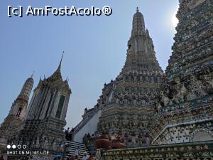 [P27] Templul Intunecat (Wat Arun) din Bangkok. » foto by Pușcașu Marin
 - 
<span class="allrVoted glyphicon glyphicon-heart hidden" id="av1384082"></span>
<a class="m-l-10 hidden" id="sv1384082" onclick="voting_Foto_DelVot(,1384082,28208)" role="button">șterge vot <span class="glyphicon glyphicon-remove"></span></a>
<a id="v91384082" class=" c-red"  onclick="voting_Foto_SetVot(1384082)" role="button"><span class="glyphicon glyphicon-heart-empty"></span> <b>LIKE</b> = Votează poza</a> <img class="hidden"  id="f1384082W9" src="/imagini/loader.gif" border="0" /><span class="AjErrMes hidden" id="e1384082ErM"></span>