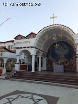 [P07] Manastirea Pantocrator, paraclisul » foto by Michi
 - 
<span class="allrVoted glyphicon glyphicon-heart hidden" id="av1414010"></span>
<a class="m-l-10 hidden" id="sv1414010" onclick="voting_Foto_DelVot(,1414010,28210)" role="button">șterge vot <span class="glyphicon glyphicon-remove"></span></a>
<a id="v91414010" class=" c-red"  onclick="voting_Foto_SetVot(1414010)" role="button"><span class="glyphicon glyphicon-heart-empty"></span> <b>LIKE</b> = Votează poza</a> <img class="hidden"  id="f1414010W9" src="/imagini/loader.gif" border="0" /><span class="AjErrMes hidden" id="e1414010ErM"></span>