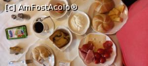 [P40] Gasthof Staberhof Kellerberg - restaurant, micul dejun » foto by elenaadina
 - 
<span class="allrVoted glyphicon glyphicon-heart hidden" id="av1386389"></span>
<a class="m-l-10 hidden" id="sv1386389" onclick="voting_Foto_DelVot(,1386389,28223)" role="button">șterge vot <span class="glyphicon glyphicon-remove"></span></a>
<a id="v91386389" class=" c-red"  onclick="voting_Foto_SetVot(1386389)" role="button"><span class="glyphicon glyphicon-heart-empty"></span> <b>LIKE</b> = Votează poza</a> <img class="hidden"  id="f1386389W9" src="/imagini/loader.gif" border="0" /><span class="AjErrMes hidden" id="e1386389ErM"></span>