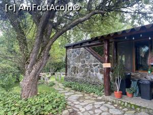 [P36] Pensiunea "Casa Bunicului" - prin curte » foto by mishu
 - 
<span class="allrVoted glyphicon glyphicon-heart hidden" id="av1386472"></span>
<a class="m-l-10 hidden" id="sv1386472" onclick="voting_Foto_DelVot(,1386472,28224)" role="button">șterge vot <span class="glyphicon glyphicon-remove"></span></a>
<a id="v91386472" class=" c-red"  onclick="voting_Foto_SetVot(1386472)" role="button"><span class="glyphicon glyphicon-heart-empty"></span> <b>LIKE</b> = Votează poza</a> <img class="hidden"  id="f1386472W9" src="/imagini/loader.gif" border="0" /><span class="AjErrMes hidden" id="e1386472ErM"></span>