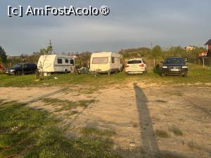 [P30] Prietenii noștri dormeau confortabil in rulote » foto by krisstinna
 - 
<span class="allrVoted glyphicon glyphicon-heart hidden" id="av1391480"></span>
<a class="m-l-10 hidden" id="sv1391480" onclick="voting_Foto_DelVot(,1391480,28269)" role="button">șterge vot <span class="glyphicon glyphicon-remove"></span></a>
<a id="v91391480" class=" c-red"  onclick="voting_Foto_SetVot(1391480)" role="button"><span class="glyphicon glyphicon-heart-empty"></span> <b>LIKE</b> = Votează poza</a> <img class="hidden"  id="f1391480W9" src="/imagini/loader.gif" border="0" /><span class="AjErrMes hidden" id="e1391480ErM"></span>
