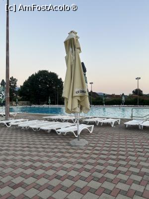 [P04] Piscina de la exterior » foto by krisstinna
 - 
<span class="allrVoted glyphicon glyphicon-heart hidden" id="av1392037"></span>
<a class="m-l-10 hidden" id="sv1392037" onclick="voting_Foto_DelVot(,1392037,28271)" role="button">șterge vot <span class="glyphicon glyphicon-remove"></span></a>
<a id="v91392037" class=" c-red"  onclick="voting_Foto_SetVot(1392037)" role="button"><span class="glyphicon glyphicon-heart-empty"></span> <b>LIKE</b> = Votează poza</a> <img class="hidden"  id="f1392037W9" src="/imagini/loader.gif" border="0" /><span class="AjErrMes hidden" id="e1392037ErM"></span>