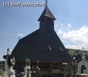 [P18] Biserica din lemn Poiana Sibiului » foto by AZE
 - 
<span class="allrVoted glyphicon glyphicon-heart hidden" id="av1410493"></span>
<a class="m-l-10 hidden" id="sv1410493" onclick="voting_Foto_DelVot(,1410493,28282)" role="button">șterge vot <span class="glyphicon glyphicon-remove"></span></a>
<a id="v91410493" class=" c-red"  onclick="voting_Foto_SetVot(1410493)" role="button"><span class="glyphicon glyphicon-heart-empty"></span> <b>LIKE</b> = Votează poza</a> <img class="hidden"  id="f1410493W9" src="/imagini/loader.gif" border="0" /><span class="AjErrMes hidden" id="e1410493ErM"></span>