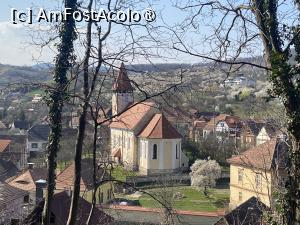 [P26] Intalnirea AFA Paltinis 2024 - In urcare spre Cetatea Cisnadioara. Eu ma opream cica sa fac poze, dar ma mai si odihneam astfel :) » foto by mishu
 - 
<span class="allrVoted glyphicon glyphicon-heart hidden" id="av1419830"></span>
<a class="m-l-10 hidden" id="sv1419830" onclick="voting_Foto_DelVot(,1419830,28282)" role="button">șterge vot <span class="glyphicon glyphicon-remove"></span></a>
<a id="v91419830" class=" c-red"  onclick="voting_Foto_SetVot(1419830)" role="button"><span class="glyphicon glyphicon-heart-empty"></span> <b>LIKE</b> = Votează poza</a> <img class="hidden"  id="f1419830W9" src="/imagini/loader.gif" border="0" /><span class="AjErrMes hidden" id="e1419830ErM"></span>