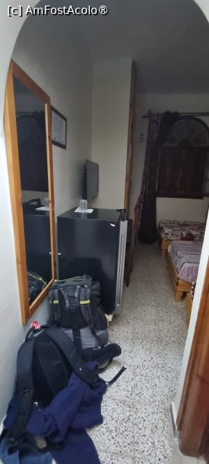 [P02] Camera de hotel » foto by robert
 - 
<span class="allrVoted glyphicon glyphicon-heart hidden" id="av1392621"></span>
<a class="m-l-10 hidden" id="sv1392621" onclick="voting_Foto_DelVot(,1392621,28285)" role="button">șterge vot <span class="glyphicon glyphicon-remove"></span></a>
<a id="v91392621" class=" c-red"  onclick="voting_Foto_SetVot(1392621)" role="button"><span class="glyphicon glyphicon-heart-empty"></span> <b>LIKE</b> = Votează poza</a> <img class="hidden"  id="f1392621W9" src="/imagini/loader.gif" border="0" /><span class="AjErrMes hidden" id="e1392621ErM"></span>