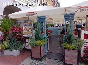 [P25] Zamość, Restauracja Muzealna Ormiańskie Piwnice, Terasa, Intrarea din Ulica Ormiańska, se vede și Barul Terasei... » foto by mprofeanu
 - 
<span class="allrVoted glyphicon glyphicon-heart hidden" id="av1402658"></span>
<a class="m-l-10 hidden" id="sv1402658" onclick="voting_Foto_DelVot(,1402658,28303)" role="button">șterge vot <span class="glyphicon glyphicon-remove"></span></a>
<a id="v91402658" class=" c-red"  onclick="voting_Foto_SetVot(1402658)" role="button"><span class="glyphicon glyphicon-heart-empty"></span> <b>LIKE</b> = Votează poza</a> <img class="hidden"  id="f1402658W9" src="/imagini/loader.gif" border="0" /><span class="AjErrMes hidden" id="e1402658ErM"></span>