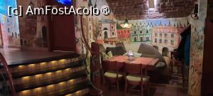 [P08] Zamość, Restauracja Bohema, Sală frumos decorată, casele din Piața Mare... » foto by mprofeanu
 - 
<span class="allrVoted glyphicon glyphicon-heart hidden" id="av1402641"></span>
<a class="m-l-10 hidden" id="sv1402641" onclick="voting_Foto_DelVot(,1402641,28303)" role="button">șterge vot <span class="glyphicon glyphicon-remove"></span></a>
<a id="v91402641" class=" c-red"  onclick="voting_Foto_SetVot(1402641)" role="button"><span class="glyphicon glyphicon-heart-empty"></span> <b>LIKE</b> = Votează poza</a> <img class="hidden"  id="f1402641W9" src="/imagini/loader.gif" border="0" /><span class="AjErrMes hidden" id="e1402641ErM"></span>