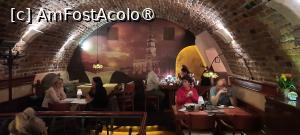 [P09] Zamość, Restauracja Bohema, Sală frumos decorată, Primăria cu turnul ei cel vestit... » foto by mprofeanu
 - 
<span class="allrVoted glyphicon glyphicon-heart hidden" id="av1402642"></span>
<a class="m-l-10 hidden" id="sv1402642" onclick="voting_Foto_DelVot(,1402642,28303)" role="button">șterge vot <span class="glyphicon glyphicon-remove"></span></a>
<a id="v91402642" class=" c-red"  onclick="voting_Foto_SetVot(1402642)" role="button"><span class="glyphicon glyphicon-heart-empty"></span> <b>LIKE</b> = Votează poza</a> <img class="hidden"  id="f1402642W9" src="/imagini/loader.gif" border="0" /><span class="AjErrMes hidden" id="e1402642ErM"></span>