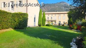 [P03] Villa del Papa - grădina și vedere parțială către corpul cu recepția » foto by k-lator
 - 
<span class="allrVoted glyphicon glyphicon-heart hidden" id="av1396646"></span>
<a class="m-l-10 hidden" id="sv1396646" onclick="voting_Foto_DelVot(,1396646,28311)" role="button">șterge vot <span class="glyphicon glyphicon-remove"></span></a>
<a id="v91396646" class=" c-red"  onclick="voting_Foto_SetVot(1396646)" role="button"><span class="glyphicon glyphicon-heart-empty"></span> <b>LIKE</b> = Votează poza</a> <img class="hidden"  id="f1396646W9" src="/imagini/loader.gif" border="0" /><span class="AjErrMes hidden" id="e1396646ErM"></span>