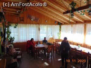[P24] salon cabana » foto by Yolanda
 - 
<span class="allrVoted glyphicon glyphicon-heart hidden" id="av1398373"></span>
<a class="m-l-10 hidden" id="sv1398373" onclick="voting_Foto_DelVot(,1398373,28323)" role="button">șterge vot <span class="glyphicon glyphicon-remove"></span></a>
<a id="v91398373" class=" c-red"  onclick="voting_Foto_SetVot(1398373)" role="button"><span class="glyphicon glyphicon-heart-empty"></span> <b>LIKE</b> = Votează poza</a> <img class="hidden"  id="f1398373W9" src="/imagini/loader.gif" border="0" /><span class="AjErrMes hidden" id="e1398373ErM"></span>