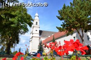 [P03] Biserica și mânăstirea franciscană » foto by AZE
 - 
<span class="allrVoted glyphicon glyphicon-heart hidden" id="av1229059"></span>
<a class="m-l-10 hidden" id="sv1229059" onclick="voting_Foto_DelVot(,1229059,28325)" role="button">șterge vot <span class="glyphicon glyphicon-remove"></span></a>
<a id="v91229059" class=" c-red"  onclick="voting_Foto_SetVot(1229059)" role="button"><span class="glyphicon glyphicon-heart-empty"></span> <b>LIKE</b> = Votează poza</a> <img class="hidden"  id="f1229059W9" src="/imagini/loader.gif" border="0" /><span class="AjErrMes hidden" id="e1229059ErM"></span>