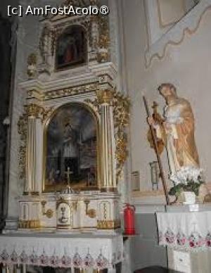 [P10] Unul din altare » foto by Michi
 - 
<span class="allrVoted glyphicon glyphicon-heart hidden" id="av1399129"></span>
<a class="m-l-10 hidden" id="sv1399129" onclick="voting_Foto_DelVot(,1399129,28325)" role="button">șterge vot <span class="glyphicon glyphicon-remove"></span></a>
<a id="v91399129" class=" c-red"  onclick="voting_Foto_SetVot(1399129)" role="button"><span class="glyphicon glyphicon-heart-empty"></span> <b>LIKE</b> = Votează poza</a> <img class="hidden"  id="f1399129W9" src="/imagini/loader.gif" border="0" /><span class="AjErrMes hidden" id="e1399129ErM"></span>