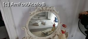 [P25] Oglinda toaletei din dormitor » foto by irinad
 - 
<span class="allrVoted glyphicon glyphicon-heart hidden" id="av1399778"></span>
<a class="m-l-10 hidden" id="sv1399778" onclick="voting_Foto_DelVot(,1399778,28331)" role="button">șterge vot <span class="glyphicon glyphicon-remove"></span></a>
<a id="v91399778" class=" c-red"  onclick="voting_Foto_SetVot(1399778)" role="button"><span class="glyphicon glyphicon-heart-empty"></span> <b>LIKE</b> = Votează poza</a> <img class="hidden"  id="f1399778W9" src="/imagini/loader.gif" border="0" /><span class="AjErrMes hidden" id="e1399778ErM"></span>