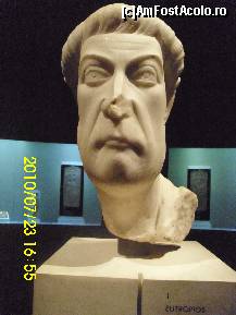 [P05] Muzeul de Istorie a Artei din Viena, un bust reprezentandu-l pe Eutropius, un cunoscut istoric roman » foto by magdalena
 - 
<span class="allrVoted glyphicon glyphicon-heart hidden" id="av138691"></span>
<a class="m-l-10 hidden" id="sv138691" onclick="voting_Foto_DelVot(,138691,28338)" role="button">șterge vot <span class="glyphicon glyphicon-remove"></span></a>
<a id="v9138691" class=" c-red"  onclick="voting_Foto_SetVot(138691)" role="button"><span class="glyphicon glyphicon-heart-empty"></span> <b>LIKE</b> = Votează poza</a> <img class="hidden"  id="f138691W9" src="/imagini/loader.gif" border="0" /><span class="AjErrMes hidden" id="e138691ErM"></span>