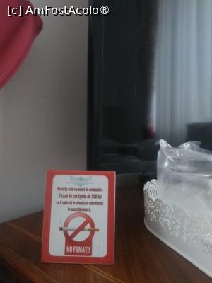 [P10] camerele sunt strict de nefumători :) » foto by calator2000
 - 
<span class="allrVoted glyphicon glyphicon-heart hidden" id="av1402475"></span>
<a class="m-l-10 hidden" id="sv1402475" onclick="voting_Foto_DelVot(,1402475,28349)" role="button">șterge vot <span class="glyphicon glyphicon-remove"></span></a>
<a id="v91402475" class=" c-red"  onclick="voting_Foto_SetVot(1402475)" role="button"><span class="glyphicon glyphicon-heart-empty"></span> <b>LIKE</b> = Votează poza</a> <img class="hidden"  id="f1402475W9" src="/imagini/loader.gif" border="0" /><span class="AjErrMes hidden" id="e1402475ErM"></span>