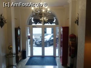 [P13] lobby Hotel Excelsior » foto by calator2000
 - 
<span class="allrVoted glyphicon glyphicon-heart hidden" id="av1402478"></span>
<a class="m-l-10 hidden" id="sv1402478" onclick="voting_Foto_DelVot(,1402478,28349)" role="button">șterge vot <span class="glyphicon glyphicon-remove"></span></a>
<a id="v91402478" class=" c-red"  onclick="voting_Foto_SetVot(1402478)" role="button"><span class="glyphicon glyphicon-heart-empty"></span> <b>LIKE</b> = Votează poza</a> <img class="hidden"  id="f1402478W9" src="/imagini/loader.gif" border="0" /><span class="AjErrMes hidden" id="e1402478ErM"></span>