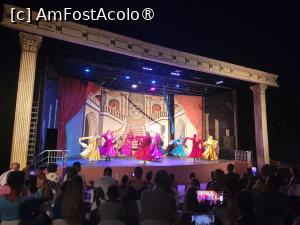 [P13] Amfiteatrul unde se desfășurau seara spectacole » foto by Alina Roxana
 - 
<span class="allrVoted glyphicon glyphicon-heart hidden" id="av1402495"></span>
<a class="m-l-10 hidden" id="sv1402495" onclick="voting_Foto_DelVot(,1402495,28350)" role="button">șterge vot <span class="glyphicon glyphicon-remove"></span></a>
<a id="v91402495" class=" c-red"  onclick="voting_Foto_SetVot(1402495)" role="button"><span class="glyphicon glyphicon-heart-empty"></span> <b>LIKE</b> = Votează poza</a> <img class="hidden"  id="f1402495W9" src="/imagini/loader.gif" border="0" /><span class="AjErrMes hidden" id="e1402495ErM"></span>