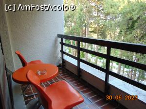 [P36] balcon cu vedere spre lacul Ohrid » foto by Yolanda
 - 
<span class="allrVoted glyphicon glyphicon-heart hidden" id="av1402571"></span>
<a class="m-l-10 hidden" id="sv1402571" onclick="voting_Foto_DelVot(,1402571,28352)" role="button">șterge vot <span class="glyphicon glyphicon-remove"></span></a>
<a id="v91402571" class=" c-red"  onclick="voting_Foto_SetVot(1402571)" role="button"><span class="glyphicon glyphicon-heart-empty"></span> <b>LIKE</b> = Votează poza</a> <img class="hidden"  id="f1402571W9" src="/imagini/loader.gif" border="0" /><span class="AjErrMes hidden" id="e1402571ErM"></span>