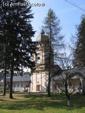 [P13] Turnul clopotniță - Mănăstirea Vorona, Botoșani.  » foto by tata123 🔱
 - 
<span class="allrVoted glyphicon glyphicon-heart hidden" id="av846898"></span>
<a class="m-l-10 hidden" id="sv846898" onclick="voting_Foto_DelVot(,846898,28365)" role="button">șterge vot <span class="glyphicon glyphicon-remove"></span></a>
<a id="v9846898" class=" c-red"  onclick="voting_Foto_SetVot(846898)" role="button"><span class="glyphicon glyphicon-heart-empty"></span> <b>LIKE</b> = Votează poza</a> <img class="hidden"  id="f846898W9" src="/imagini/loader.gif" border="0" /><span class="AjErrMes hidden" id="e846898ErM"></span>