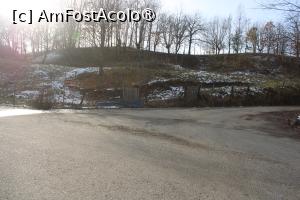 [P02] Indicatorul spre Mănăstirea Jgheaburi se vede bine de pe  Drumul Județean DJ651 » foto by mprofeanu
 - 
<span class="allrVoted glyphicon glyphicon-heart hidden" id="av1404024"></span>
<a class="m-l-10 hidden" id="sv1404024" onclick="voting_Foto_DelVot(,1404024,28367)" role="button">șterge vot <span class="glyphicon glyphicon-remove"></span></a>
<a id="v91404024" class=" c-red"  onclick="voting_Foto_SetVot(1404024)" role="button"><span class="glyphicon glyphicon-heart-empty"></span> <b>LIKE</b> = Votează poza</a> <img class="hidden"  id="f1404024W9" src="/imagini/loader.gif" border="0" /><span class="AjErrMes hidden" id="e1404024ErM"></span>