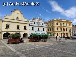 [P03] Piața orașului vechi Trebon; clădirea albă din mijloc este hotelul istoric Căluțul Alb » foto by crismis
 - 
<span class="allrVoted glyphicon glyphicon-heart hidden" id="av1409788"></span>
<a class="m-l-10 hidden" id="sv1409788" onclick="voting_Foto_DelVot(,1409788,28420)" role="button">șterge vot <span class="glyphicon glyphicon-remove"></span></a>
<a id="v91409788" class=" c-red"  onclick="voting_Foto_SetVot(1409788)" role="button"><span class="glyphicon glyphicon-heart-empty"></span> <b>LIKE</b> = Votează poza</a> <img class="hidden"  id="f1409788W9" src="/imagini/loader.gif" border="0" /><span class="AjErrMes hidden" id="e1409788ErM"></span>