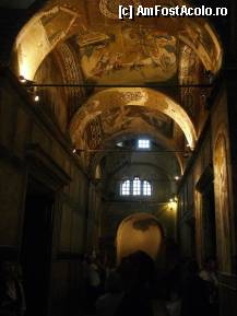 [P13] Vedere din Pronaos, privind in partea stanga, partea dedicata Fecioarei Maria. In plan apropiat, pe dreapta, Sf. Petru, pazeste intrarea in Naos. Pronaos. » foto by TraianS
 - 
<span class="allrVoted glyphicon glyphicon-heart hidden" id="av323587"></span>
<a class="m-l-10 hidden" id="sv323587" onclick="voting_Foto_DelVot(,323587,28421)" role="button">șterge vot <span class="glyphicon glyphicon-remove"></span></a>
<a id="v9323587" class=" c-red"  onclick="voting_Foto_SetVot(323587)" role="button"><span class="glyphicon glyphicon-heart-empty"></span> <b>LIKE</b> = Votează poza</a> <img class="hidden"  id="f323587W9" src="/imagini/loader.gif" border="0" /><span class="AjErrMes hidden" id="e323587ErM"></span>