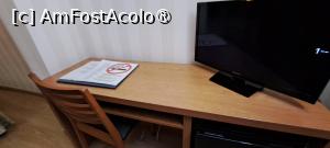 [P22] Biroul şi tv-ul » foto by irinad
 - 
<span class="allrVoted glyphicon glyphicon-heart hidden" id="av1410251"></span>
<a class="m-l-10 hidden" id="sv1410251" onclick="voting_Foto_DelVot(,1410251,28430)" role="button">șterge vot <span class="glyphicon glyphicon-remove"></span></a>
<a id="v91410251" class=" c-red"  onclick="voting_Foto_SetVot(1410251)" role="button"><span class="glyphicon glyphicon-heart-empty"></span> <b>LIKE</b> = Votează poza</a> <img class="hidden"  id="f1410251W9" src="/imagini/loader.gif" border="0" /><span class="AjErrMes hidden" id="e1410251ErM"></span>
