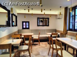 [P31] Sala de mic dejun » foto by crismis
 - 
<span class="allrVoted glyphicon glyphicon-heart hidden" id="av1410306"></span>
<a class="m-l-10 hidden" id="sv1410306" onclick="voting_Foto_DelVot(,1410306,28431)" role="button">șterge vot <span class="glyphicon glyphicon-remove"></span></a>
<a id="v91410306" class=" c-red"  onclick="voting_Foto_SetVot(1410306)" role="button"><span class="glyphicon glyphicon-heart-empty"></span> <b>LIKE</b> = Votează poza</a> <img class="hidden"  id="f1410306W9" src="/imagini/loader.gif" border="0" /><span class="AjErrMes hidden" id="e1410306ErM"></span>