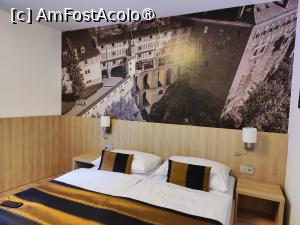 [P04] Garni Hotel Castle Bridge; camera » foto by crismis
 - 
<span class="allrVoted glyphicon glyphicon-heart hidden" id="av1410279"></span>
<a class="m-l-10 hidden" id="sv1410279" onclick="voting_Foto_DelVot(,1410279,28431)" role="button">șterge vot <span class="glyphicon glyphicon-remove"></span></a>
<a id="v91410279" class=" c-red"  onclick="voting_Foto_SetVot(1410279)" role="button"><span class="glyphicon glyphicon-heart-empty"></span> <b>LIKE</b> = Votează poza</a> <img class="hidden"  id="f1410279W9" src="/imagini/loader.gif" border="0" /><span class="AjErrMes hidden" id="e1410279ErM"></span>