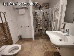 [P08] Garni Hotel Castle Bridge; camera » foto by crismis
 - 
<span class="allrVoted glyphicon glyphicon-heart hidden" id="av1410283"></span>
<a class="m-l-10 hidden" id="sv1410283" onclick="voting_Foto_DelVot(,1410283,28431)" role="button">șterge vot <span class="glyphicon glyphicon-remove"></span></a>
<a id="v91410283" class=" c-red"  onclick="voting_Foto_SetVot(1410283)" role="button"><span class="glyphicon glyphicon-heart-empty"></span> <b>LIKE</b> = Votează poza</a> <img class="hidden"  id="f1410283W9" src="/imagini/loader.gif" border="0" /><span class="AjErrMes hidden" id="e1410283ErM"></span>