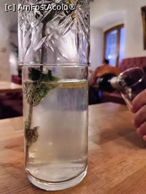 [P11] ANTON Kaffehaus & Weinbar; socată » foto by crismis
 - 
<span class="allrVoted glyphicon glyphicon-heart hidden" id="av1413319"></span>
<a class="m-l-10 hidden" id="sv1413319" onclick="voting_Foto_DelVot(,1413319,28448)" role="button">șterge vot <span class="glyphicon glyphicon-remove"></span></a>
<a id="v91413319" class=" c-red"  onclick="voting_Foto_SetVot(1413319)" role="button"><span class="glyphicon glyphicon-heart-empty"></span> <b>LIKE</b> = Votează poza</a> <img class="hidden"  id="f1413319W9" src="/imagini/loader.gif" border="0" /><span class="AjErrMes hidden" id="e1413319ErM"></span>